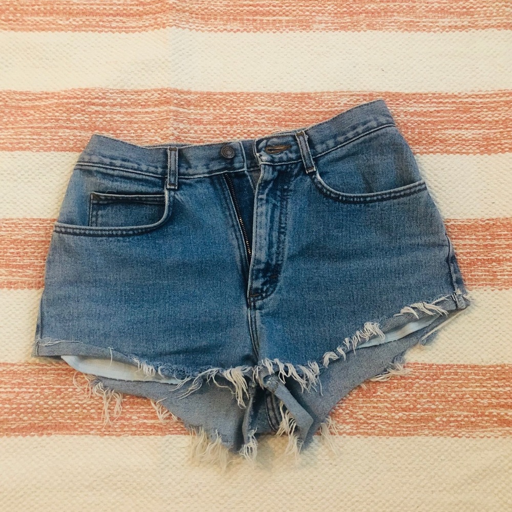 Lee cut off shorts